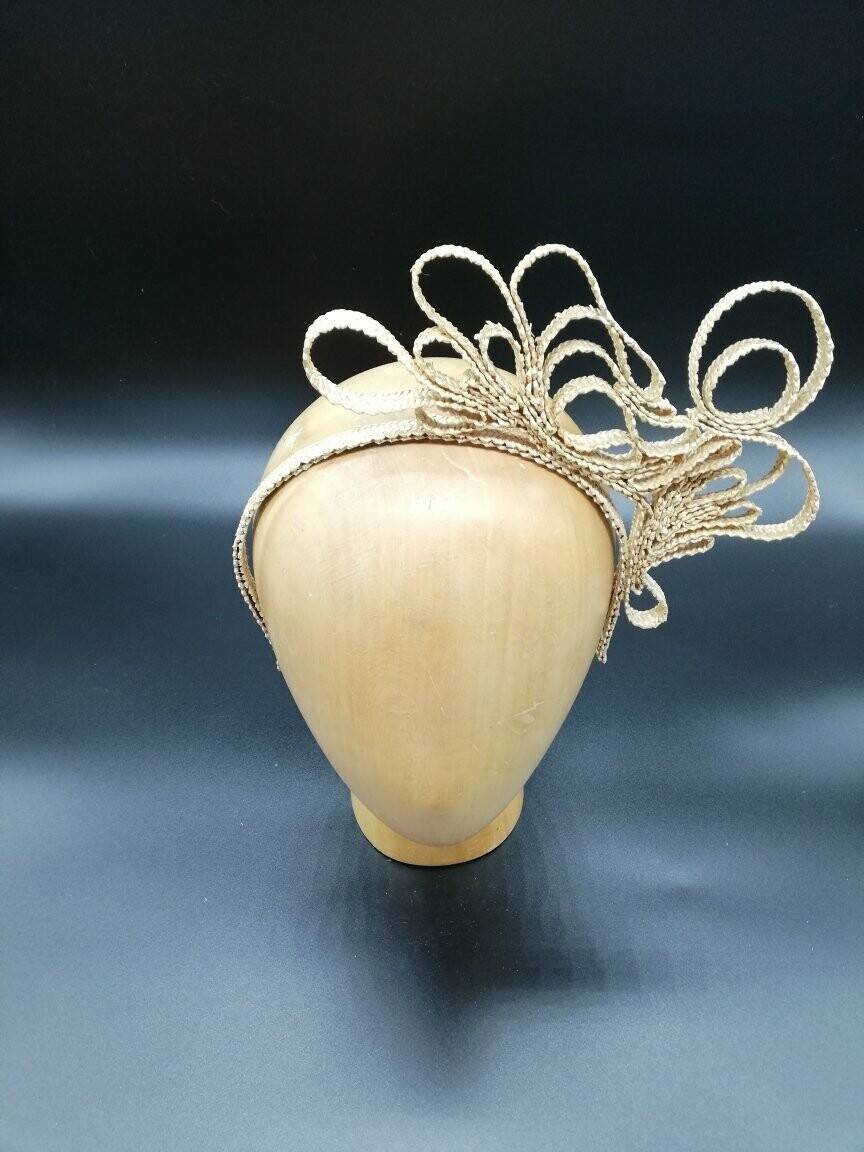 De L'Autre Cote Du Miroir-Chapeaux-Châteauroux-9.3