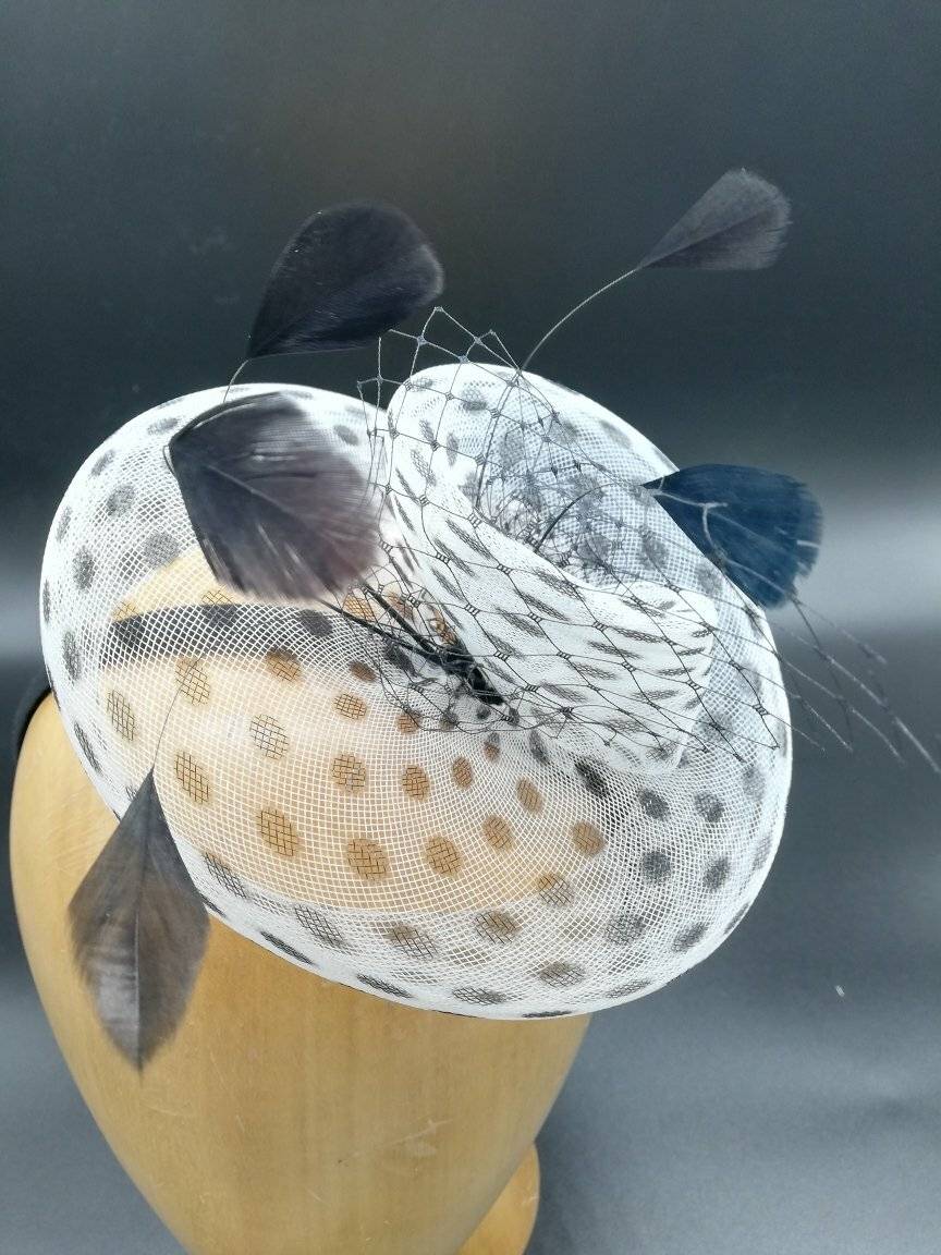 De-L'Autre-Cote-Du-Miroir-Chapeaux-Châteauroux(c28.2)
